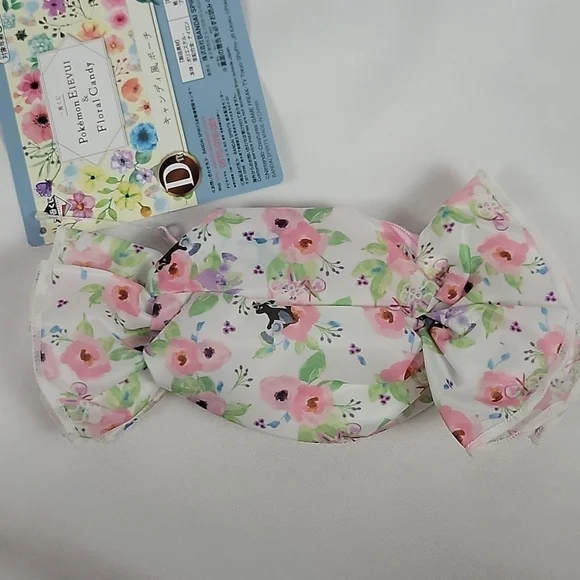 NWT Pokemon Eevee floral pouch from Japan Kuji - Picture 2 of 7